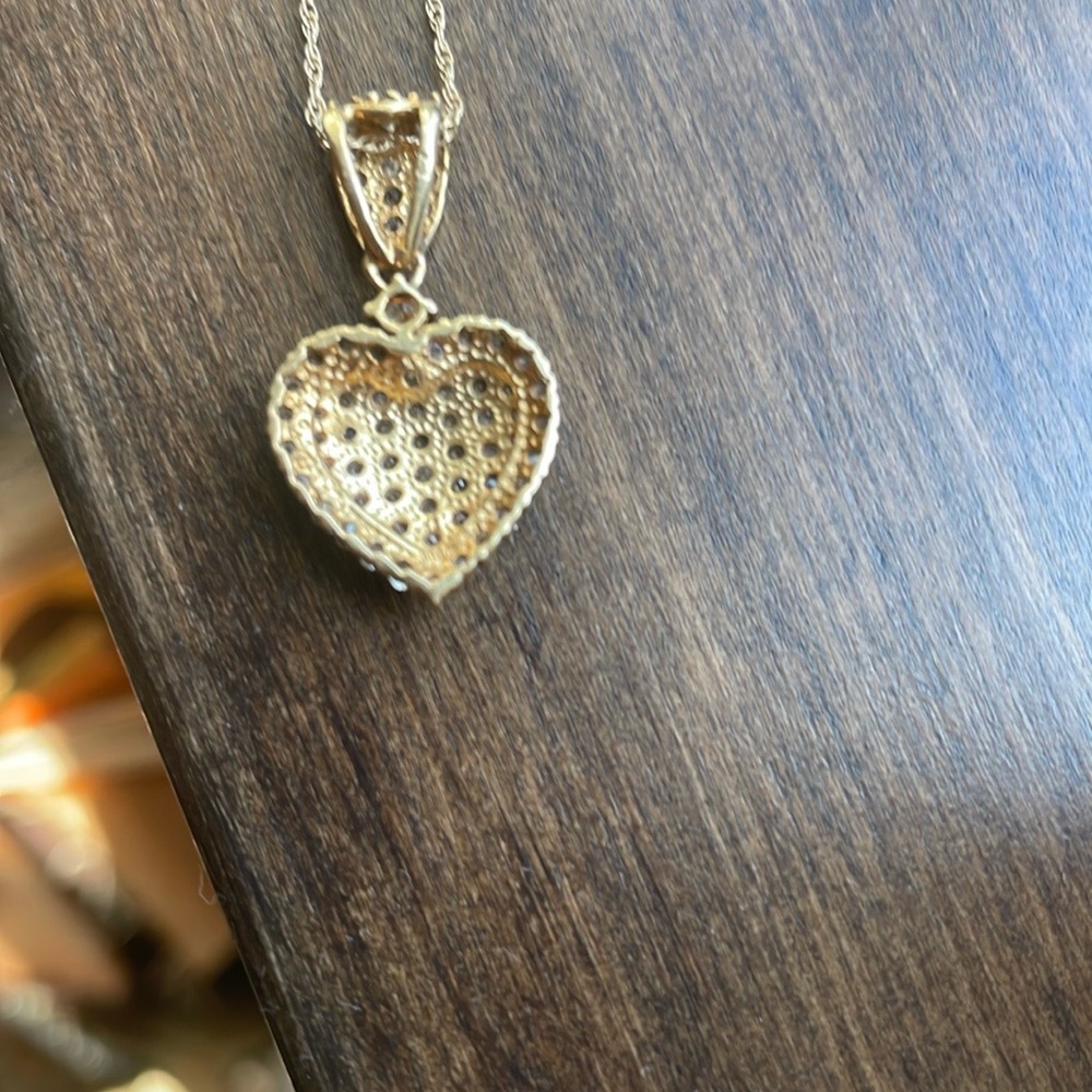 🌟HOST PICK🌟Absolutely Stunning 18k Diamond Necklace with 14K 18 inch chain - Picture 10 of 11